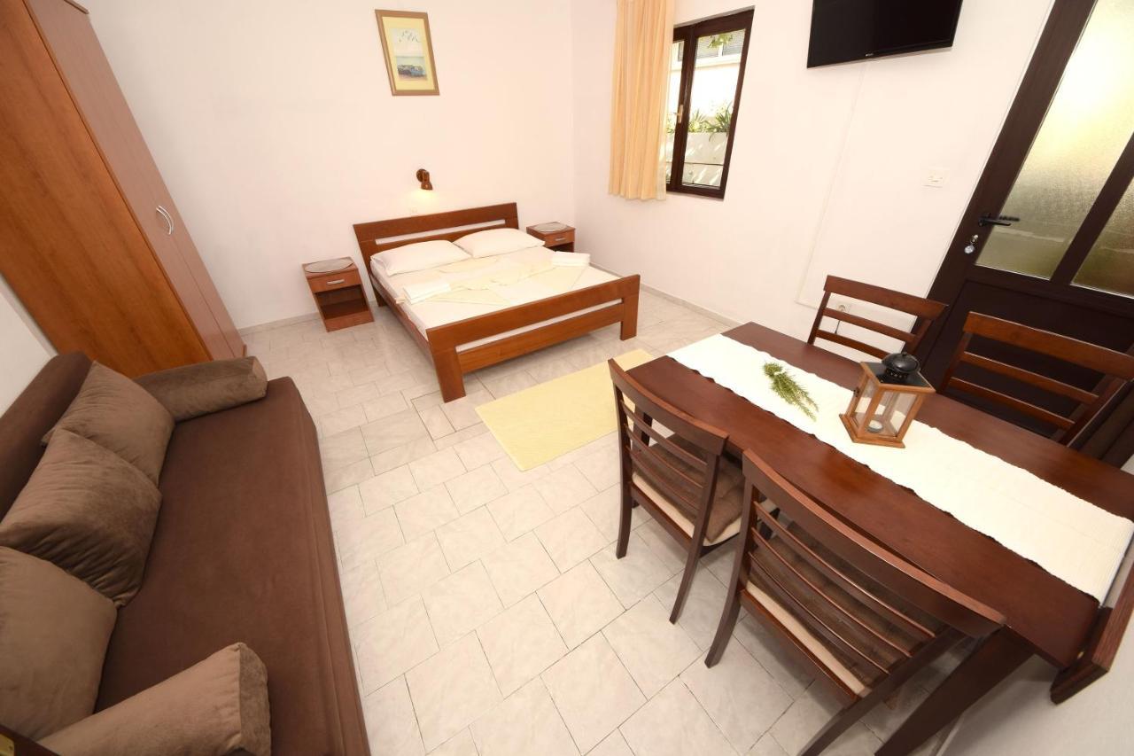 Apartments By The Sea Podobuce, Peljesac - 631 Exterior foto